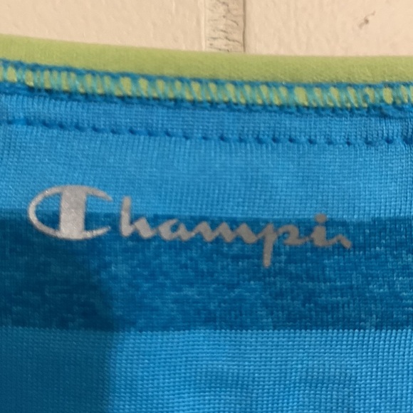 (3 for $20)Champion XXL Lightweight woman t-shirt - Picture 3 of 5